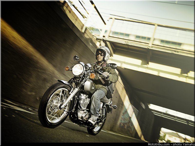yamaha_sr400_2014_003