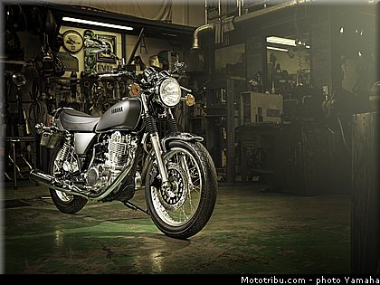 yamaha_sr400_2014_005.jpg