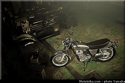 yamaha_sr400_2014_006.jpg