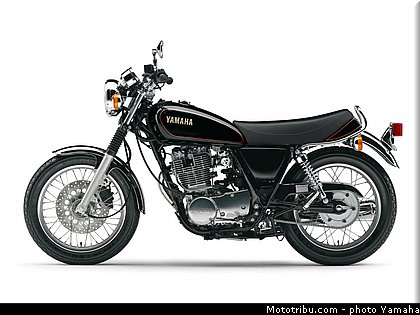 yamaha_sr400_2014_014.jpg