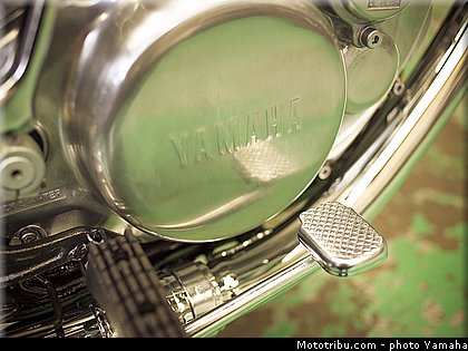 yamaha_sr400_2014_017.jpg
