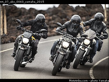 mt_07_abs_0060_yamaha_2015.jpg