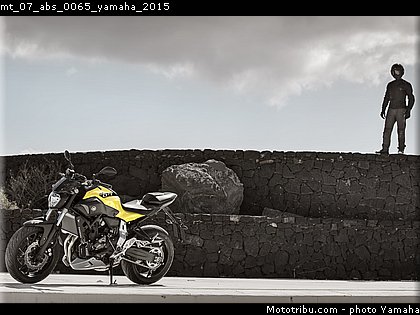 mt_07_abs_0065_yamaha_2015.jpg