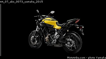 mt_07_abs_0073_yamaha_2015.jpg