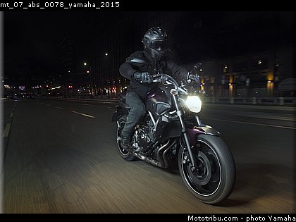 mt_07_abs_0078_yamaha_2015.jpg