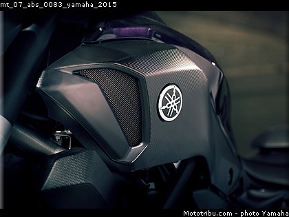mt_07_abs_0083_yamaha_2015.jpg