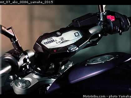 mt_07_abs_0086_yamaha_2015.jpg