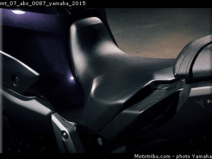 mt_07_abs_0087_yamaha_2015.jpg