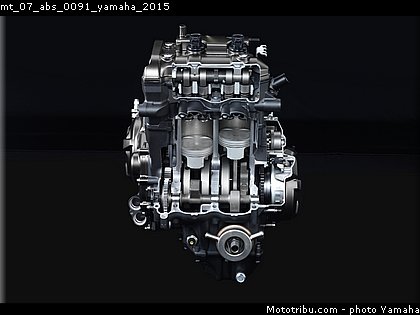 mt_07_abs_0091_yamaha_2015.jpg