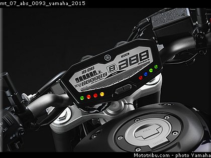 mt_07_abs_0093_yamaha_2015.jpg