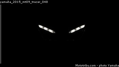 yamaha_2015_mt09_tracer_048.jpg