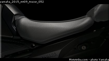 yamaha_2015_mt09_tracer_052.jpg