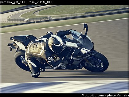 yamaha_yzf_1000r1m_2015_003.jpg