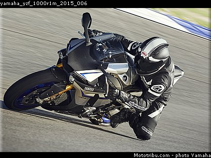 yamaha_yzf_1000r1m_2015_006.jpg