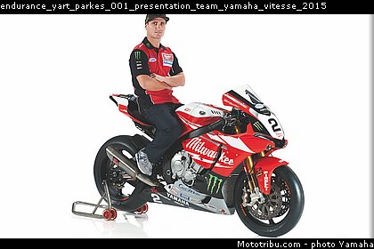 endurance_yart_parkes_001_presentation_team_yamaha_vitesse_2015.jpg