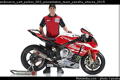 endurance_yart_parkes_003_presentation_team_yamaha_vitesse_2015.jpg