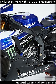 endurance_yart_yzf_r1_008_presentation_team_yamaha_vitesse_2015.jpg