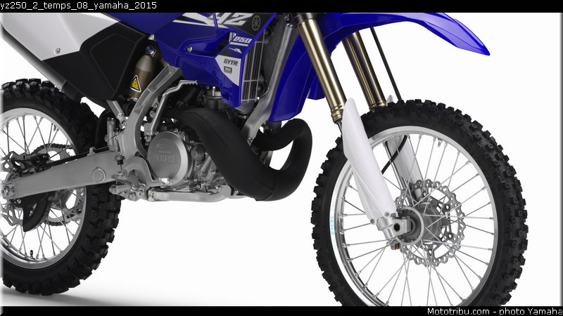 yz250_2_temps_08_yamaha_2015