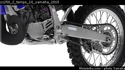 yz250_2_temps_10_yamaha_2015.jpg
