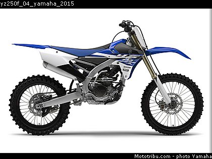 yz250f_04_yamaha_2015.jpg