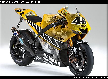 yamaha_2005_28_m1_motogp.jpg