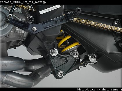 yamaha_2006_19_m1_motogp.jpg