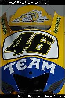 yamaha_2006_42_m1_motogp.jpg