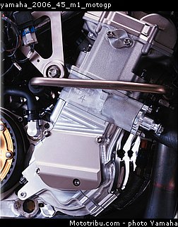 yamaha_2006_45_m1_motogp.jpg