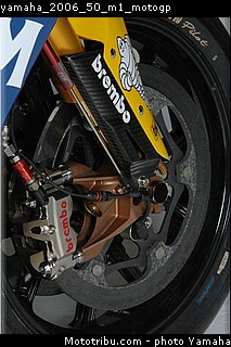 yamaha_2006_50_m1_motogp.jpg