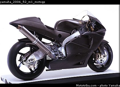 yamaha_2006_52_m1_motogp.jpg