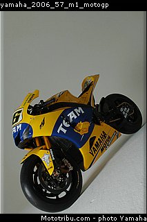 yamaha_2006_57_m1_motogp.jpg
