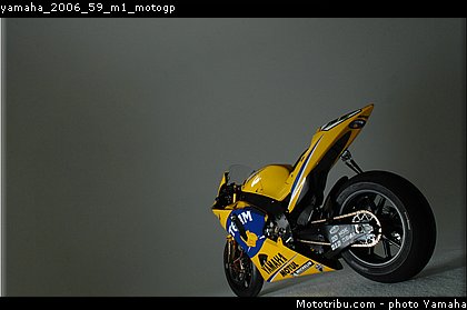 yamaha_2006_59_m1_motogp.jpg