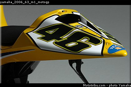 yamaha_2006_63_m1_motogp.jpg