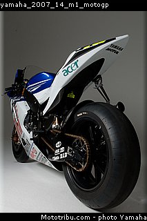 yamaha_2007_14_m1_motogp.jpg