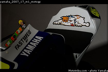 yamaha_2007_17_m1_motogp.jpg