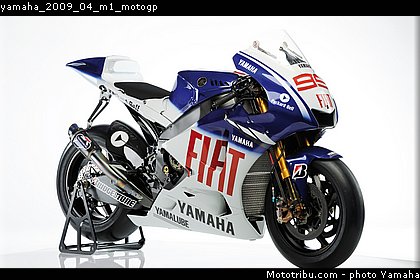 yamaha_2009_04_m1_motogp.jpg