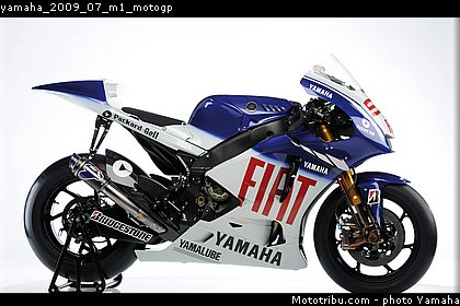 yamaha_2009_07_m1_motogp.jpg