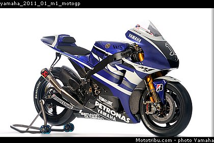 yamaha_2011_01_m1_motogp.jpg
