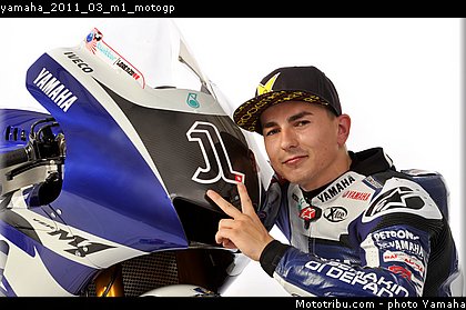 yamaha_2011_03_m1_motogp.jpg