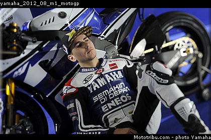 yamaha_2012_08_m1_motogp.jpg