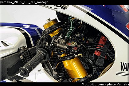 yamaha_2012_30_m1_motogp.jpg
