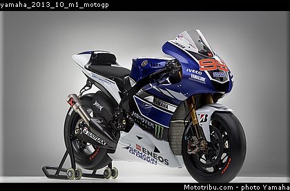 yamaha_2013_10_m1_motogp.jpg
