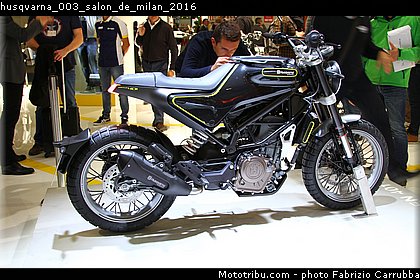 husqvarna_003_salon_de_milan_2016.jpg