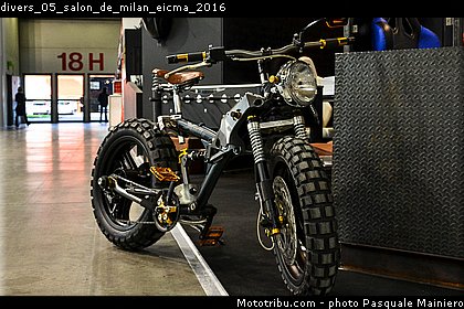 divers_05_salon_de_milan_eicma_2016.jpg