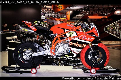 divers_07_salon_de_milan_eicma_2016.jpg