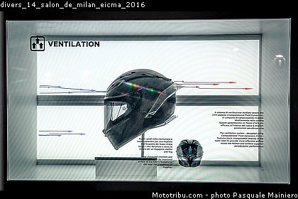 divers_14_salon_de_milan_eicma_2016.jpg