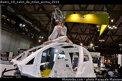 divers_18_salon_de_milan_eicma_2016.jpg