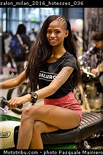 salon_milan_2016_hotesses_036.jpg