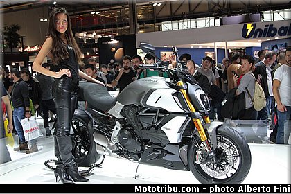 0080 salon milan 2018 par alberto fini.jpg