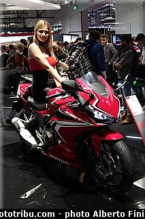 0102 salon milan 2018 par alberto fini.jpg